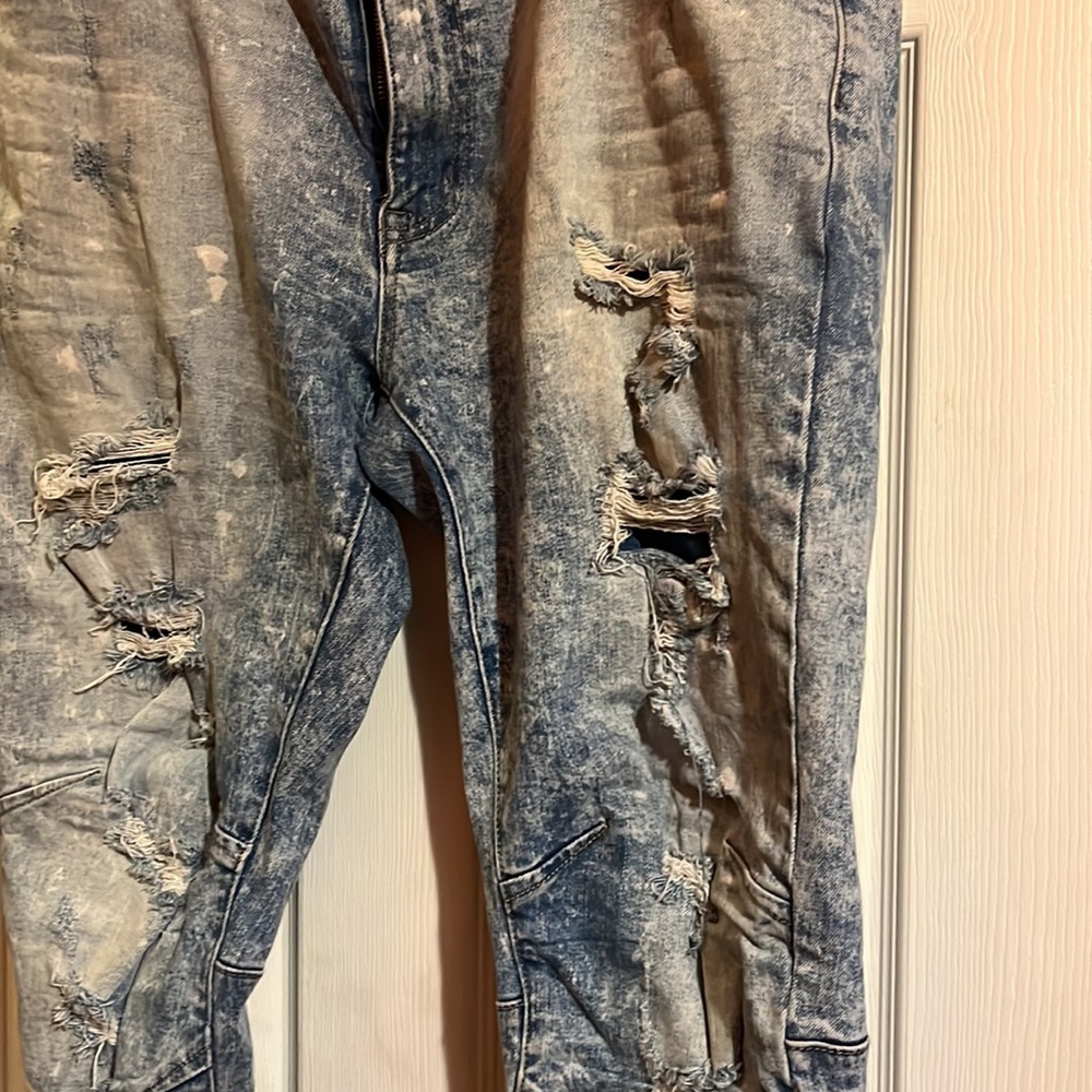 SMOKE RISE Jeans - Picture 2 of 8